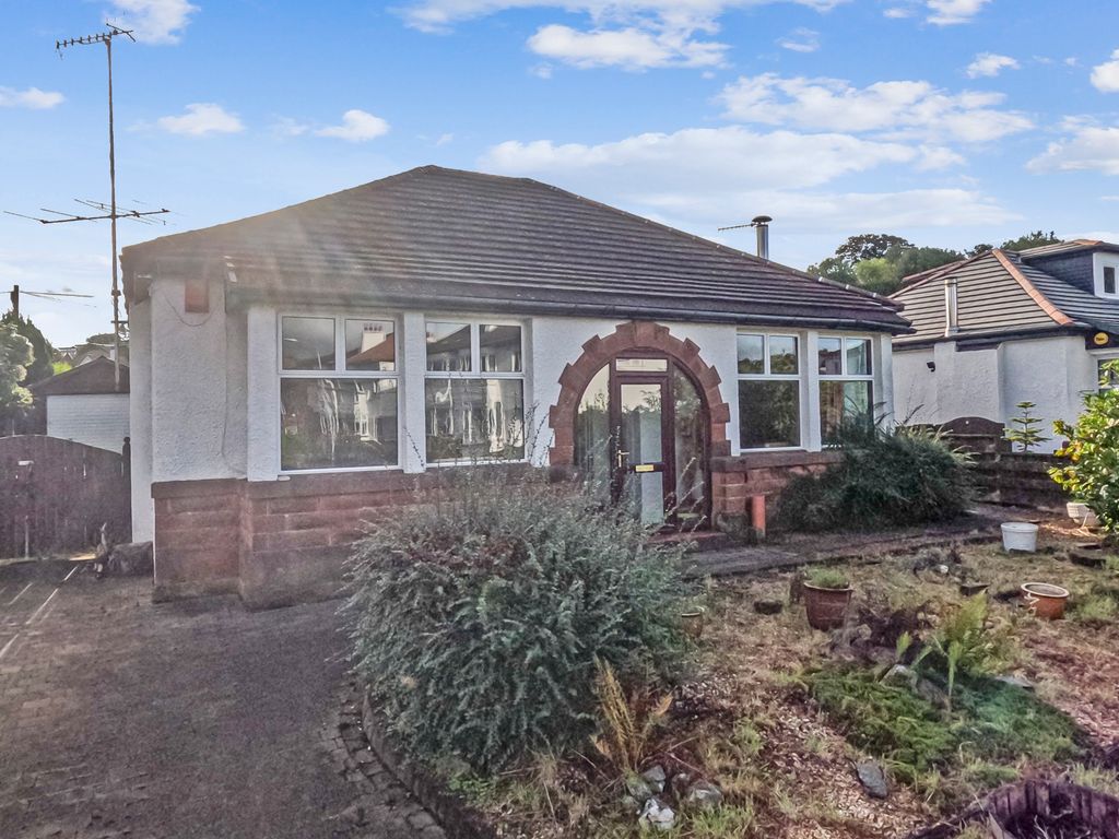 2 bed detached bungalow for sale in Golf Road, Clarkston, East