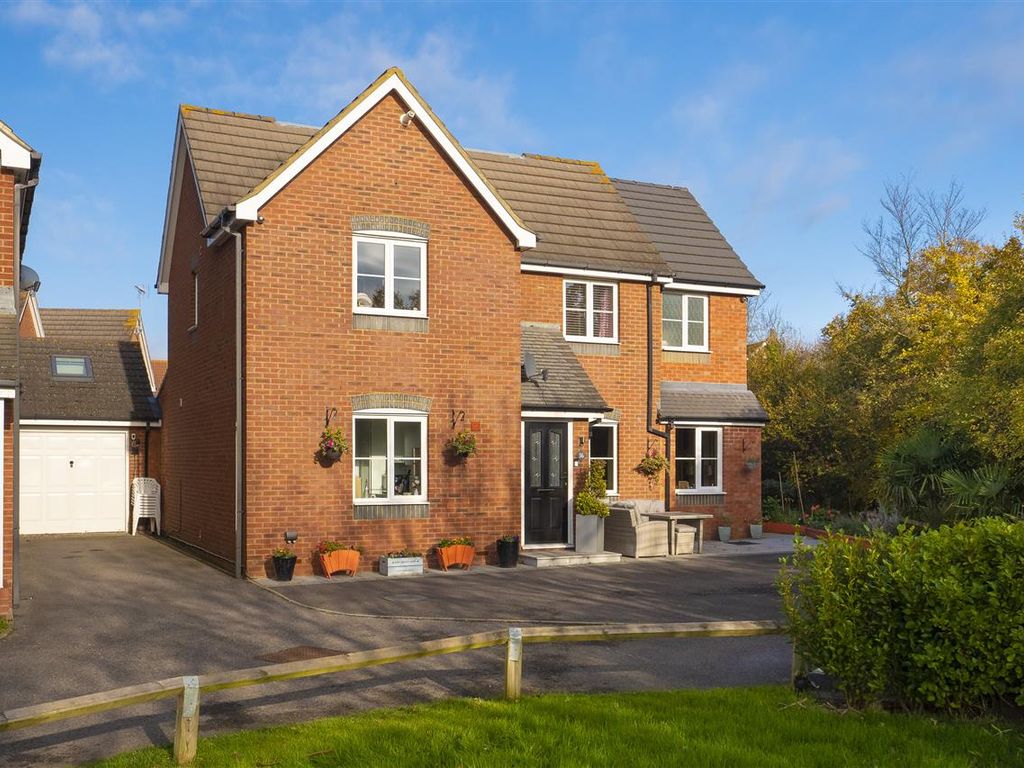 6 bed detached house for sale in Thistle Drive, Seasalter, Whitstable