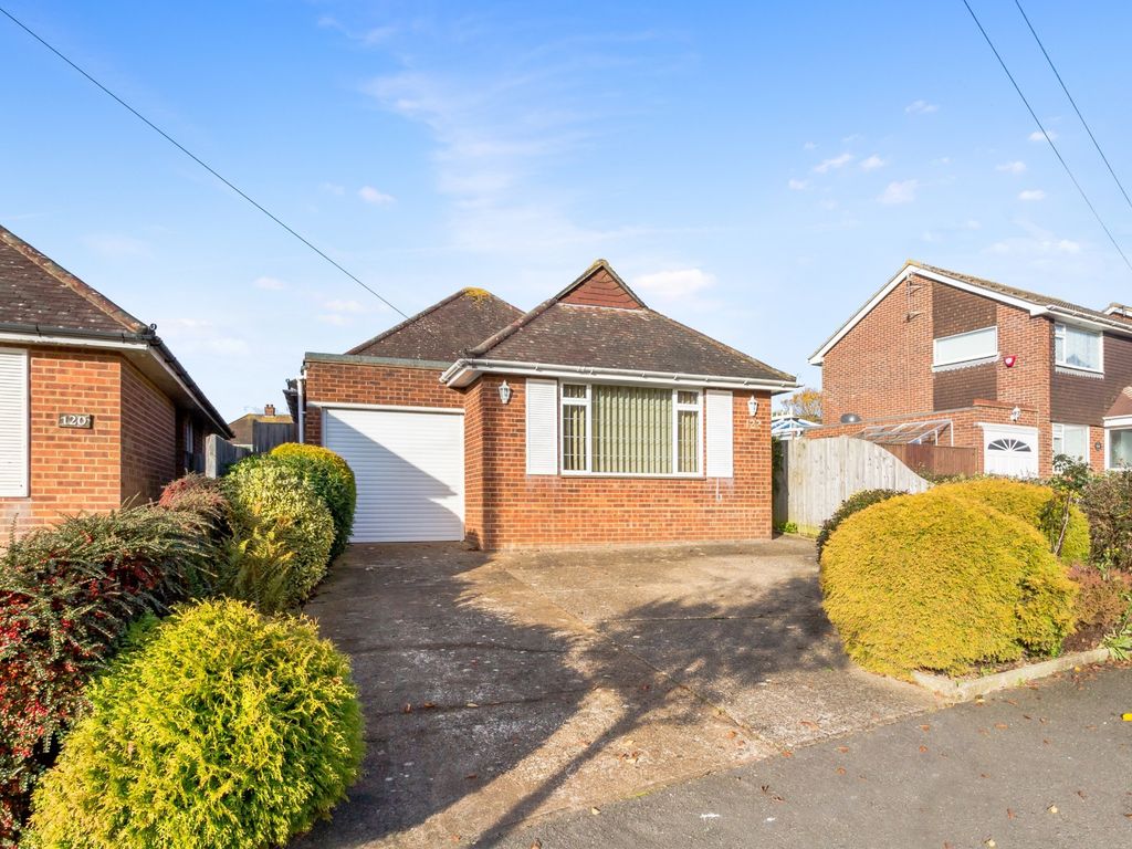 2 bed detached bungalow for sale in Woodland Avenue, Hove BN3 Zoopla