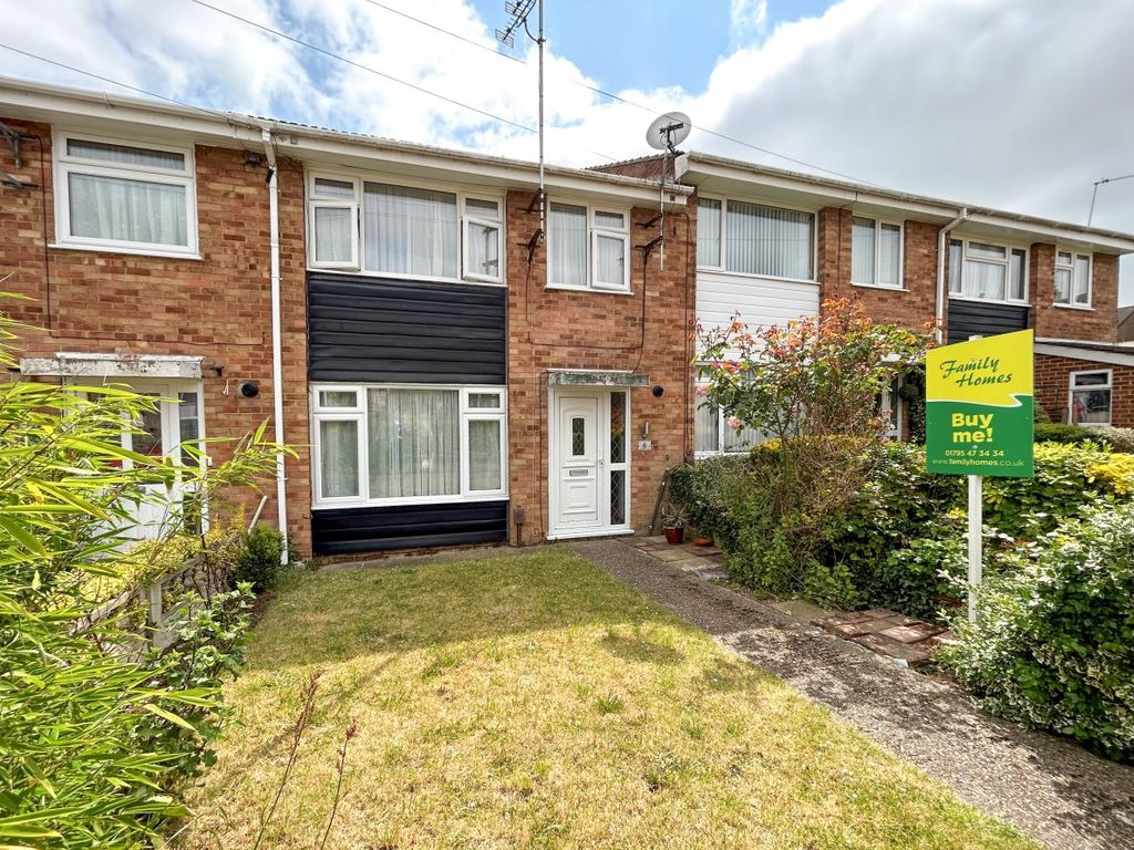 3 bed property for sale in Heather Close, Sittingbourne ME10 Zoopla
