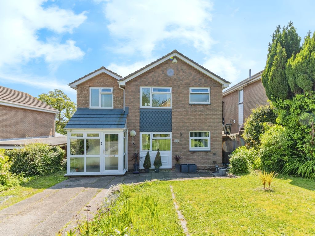 4 bed detached house for sale in Longmead Road, Paignton TQ3, £450,000