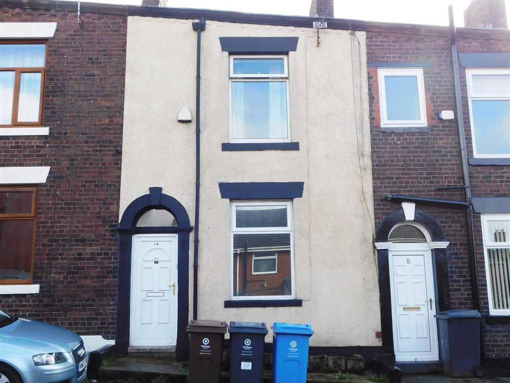 2 bed terraced house to rent in Dickens Street, Oldham OL1 Zoopla