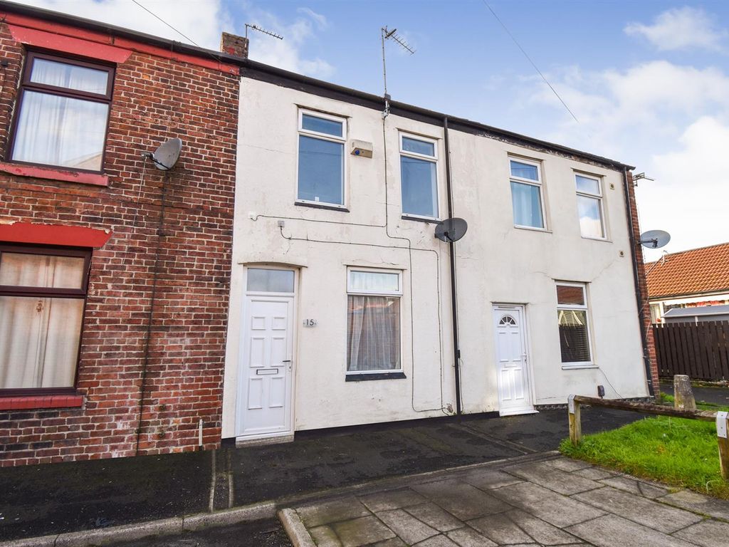 3 bed terraced house to rent in Morris Street, Tyldesley, Manchester