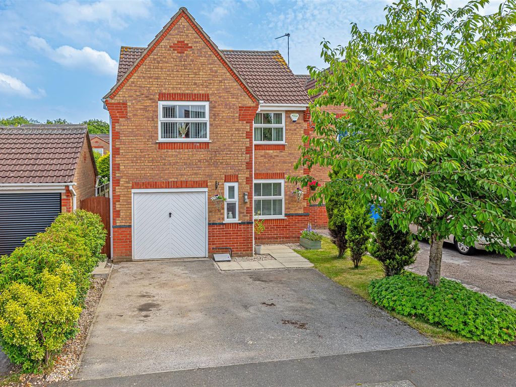 3 bed detached house for sale in Bembridge Close, Great Sankey