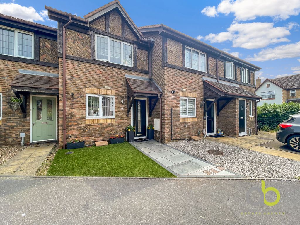 2 bed terraced house for sale in Girona Close, Chafford Hundred RM16 Zoopla
