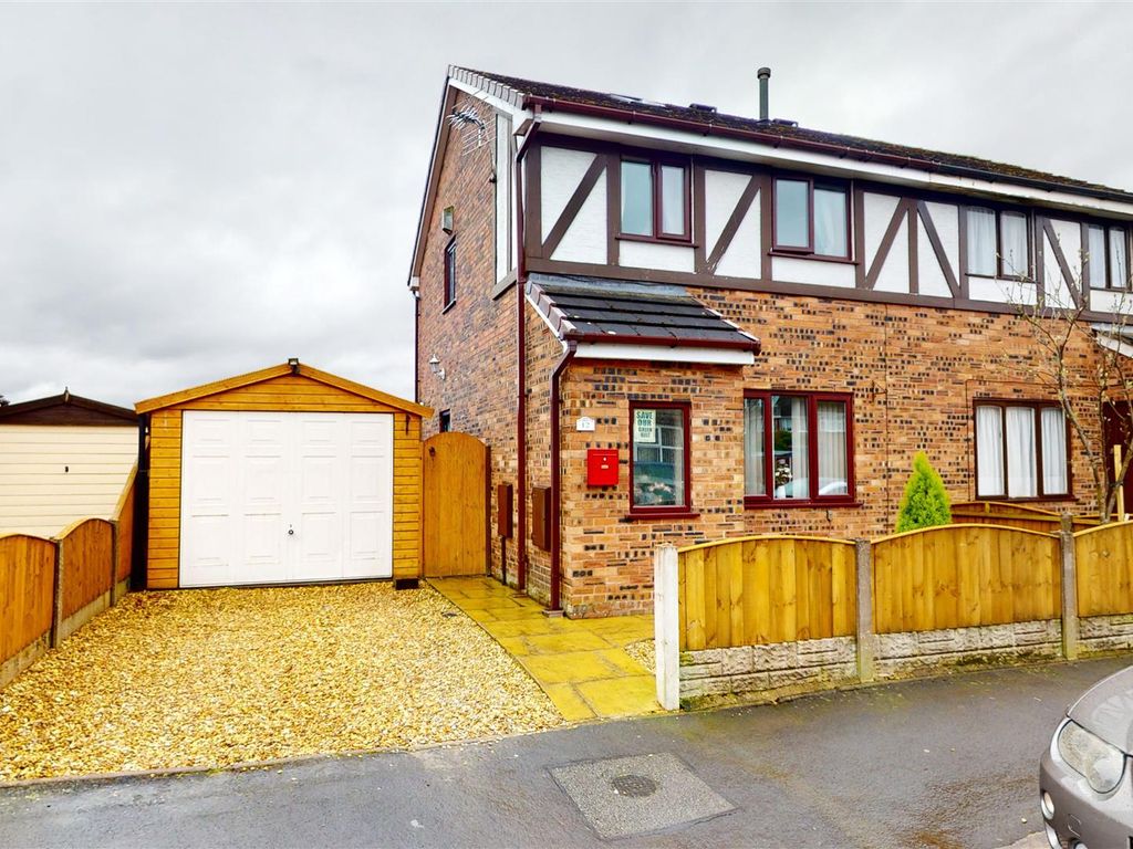 3 bed semidetached house for sale in Hall Street, Clock Face, St