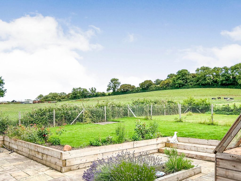 3 bed detached bungalow for sale in Cattistock, Dorchester DT2, £