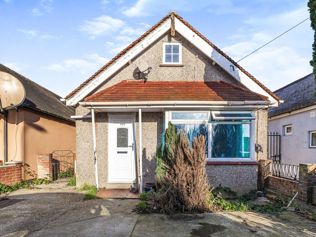 2 bed detached bungalow for sale in St. Johns Road, Slough SL2 Zoopla