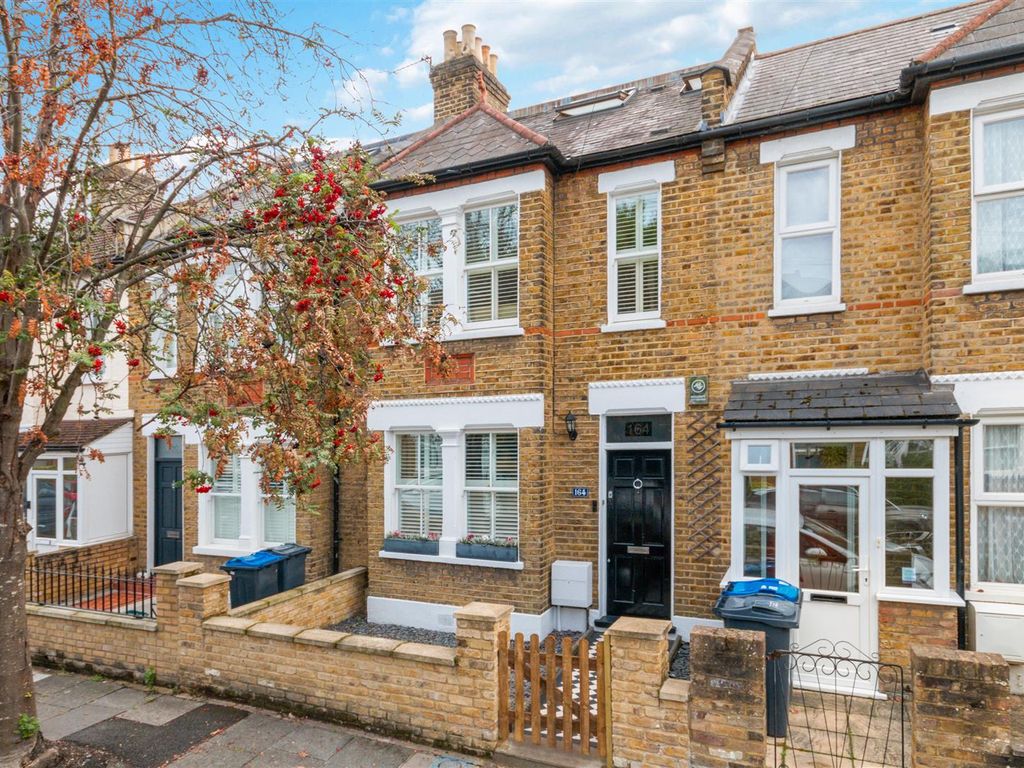 3 bed terraced house for sale in Florence Road, London SW19 Zoopla