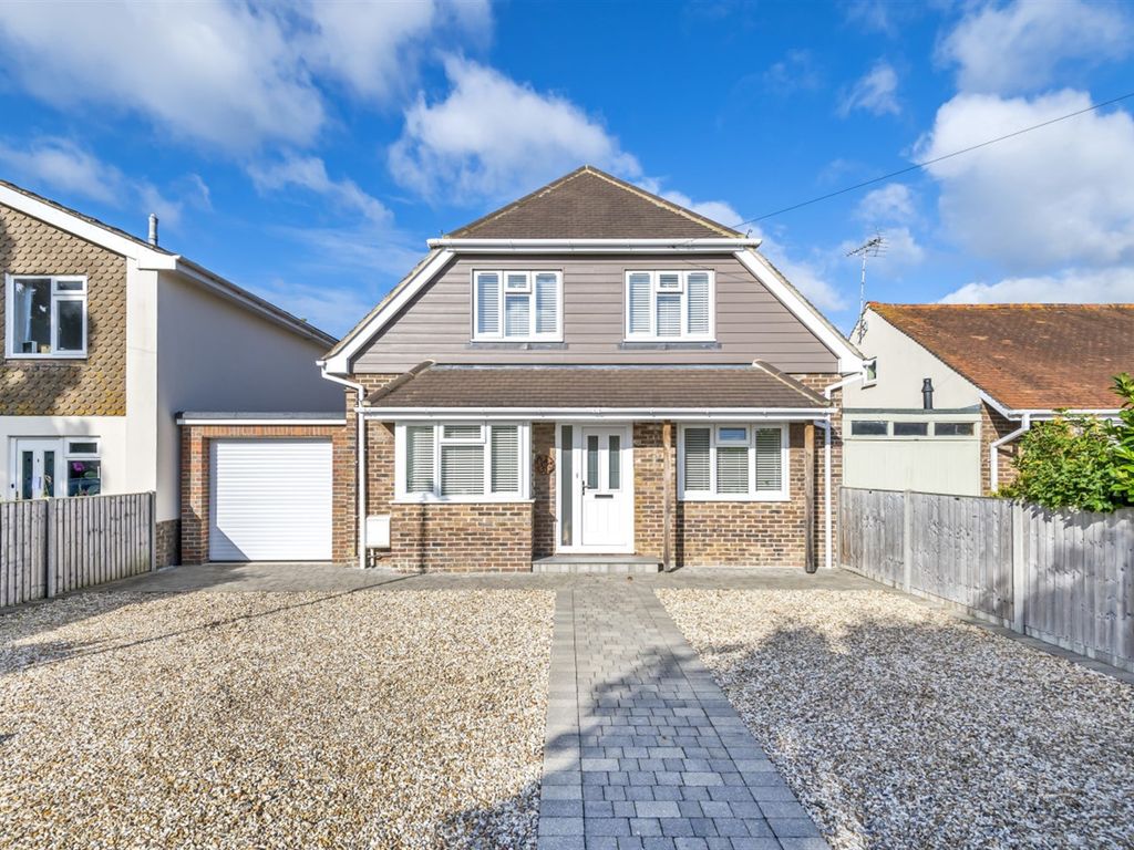 3 Newport Drive, Fishbourne, Chichester, West Sussex PO19  