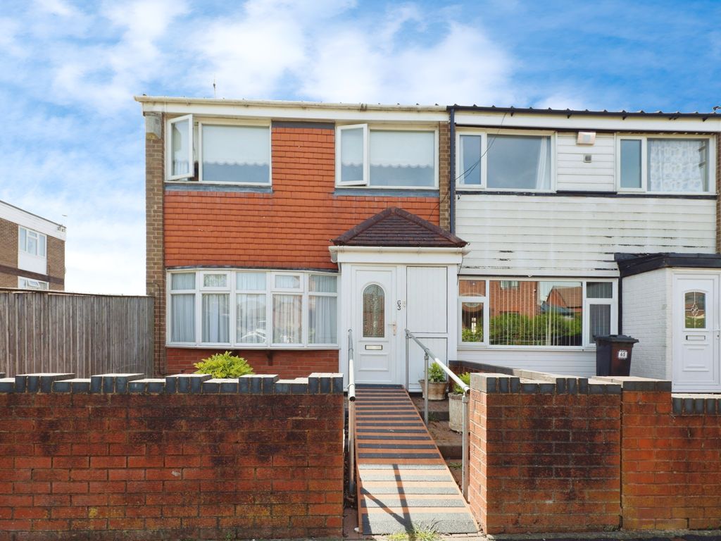 3 bed end terrace house for sale in Holly Lodge Walk, Birmingham