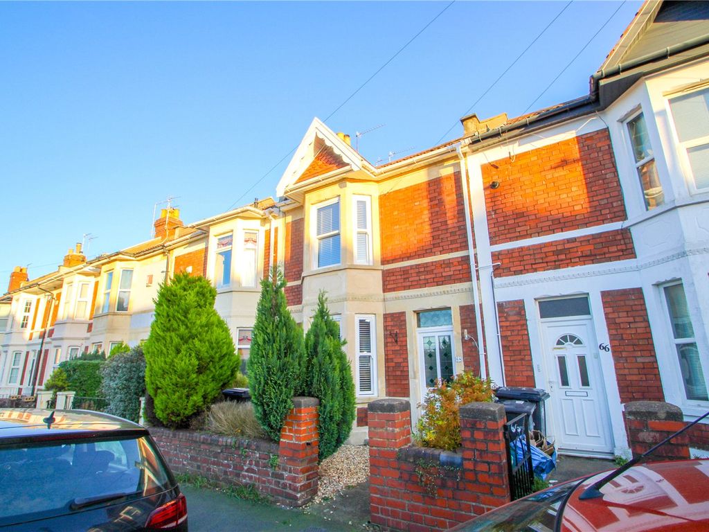 3 bed terraced house to rent in Sandringham Road, Brislington, Bristol