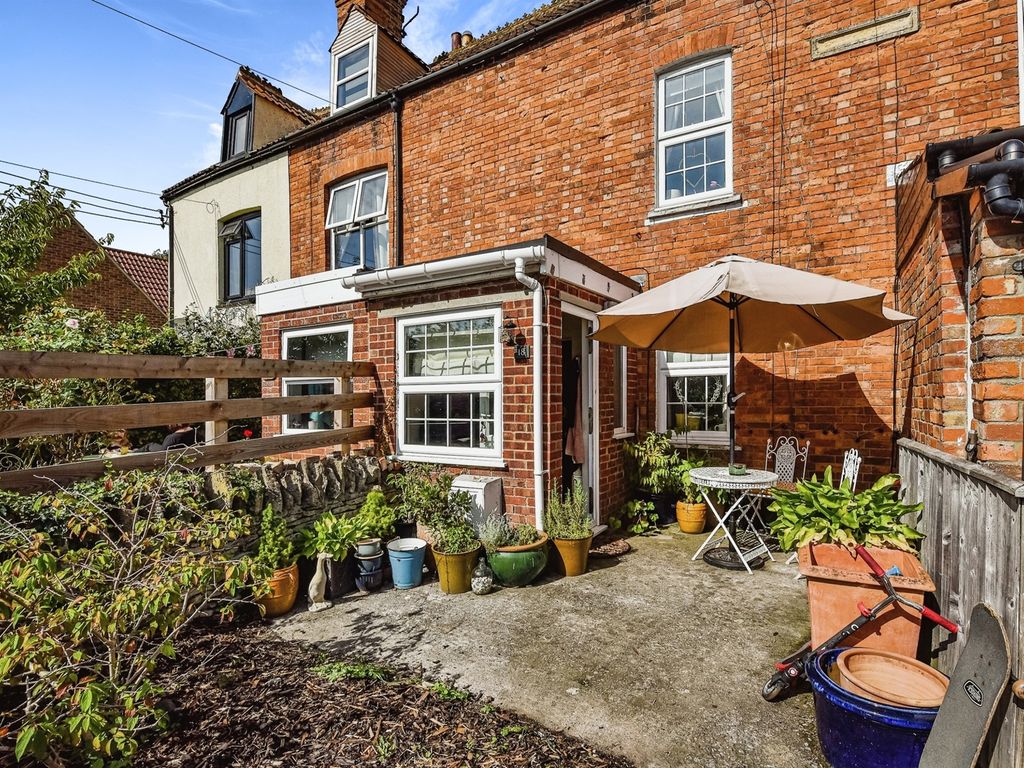 3 bed terraced house for sale in Bunnies Lane, Rowde, Devizes SN10, £