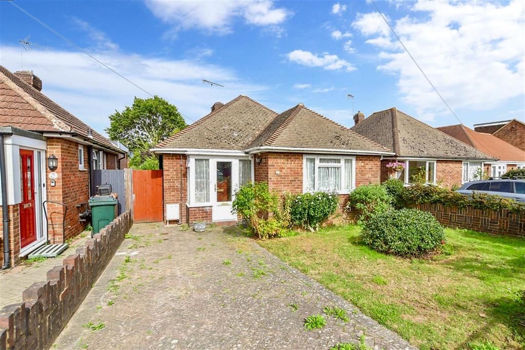 2 bed detached bungalow for sale in Harvey Road, Willesborough, Ashford