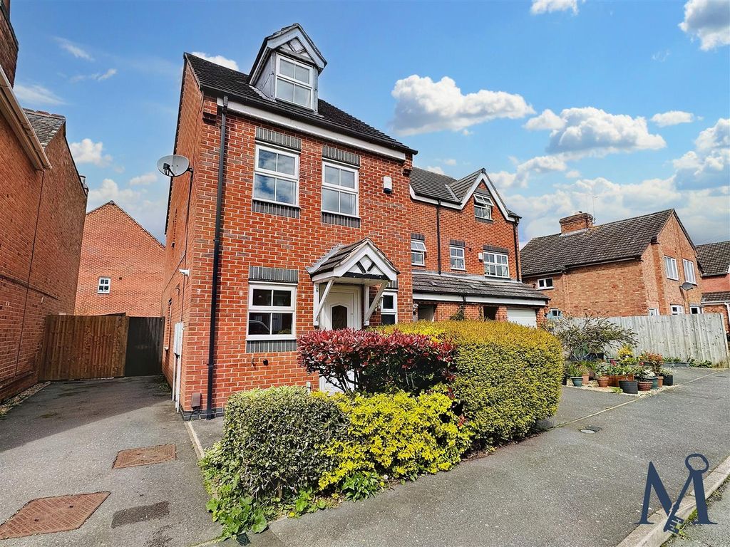 3 bed end terrace house for sale in Rosebery Road, Anstey, Leicester