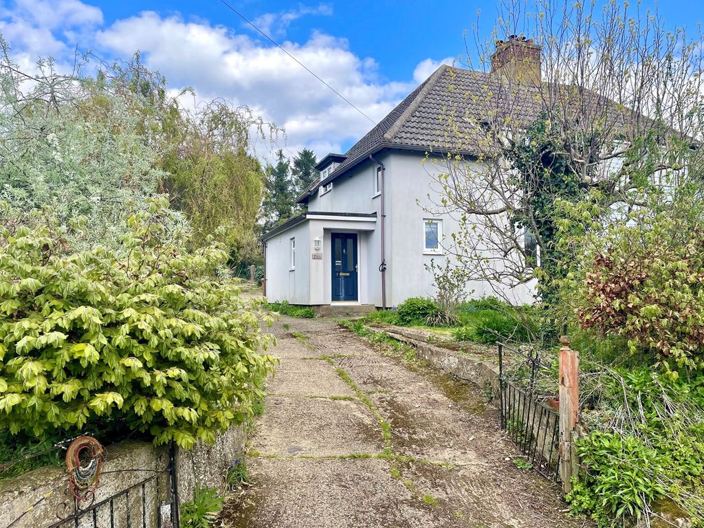 3 bed property for sale in Hill View, Rushden, Buntingford SG9 Zoopla