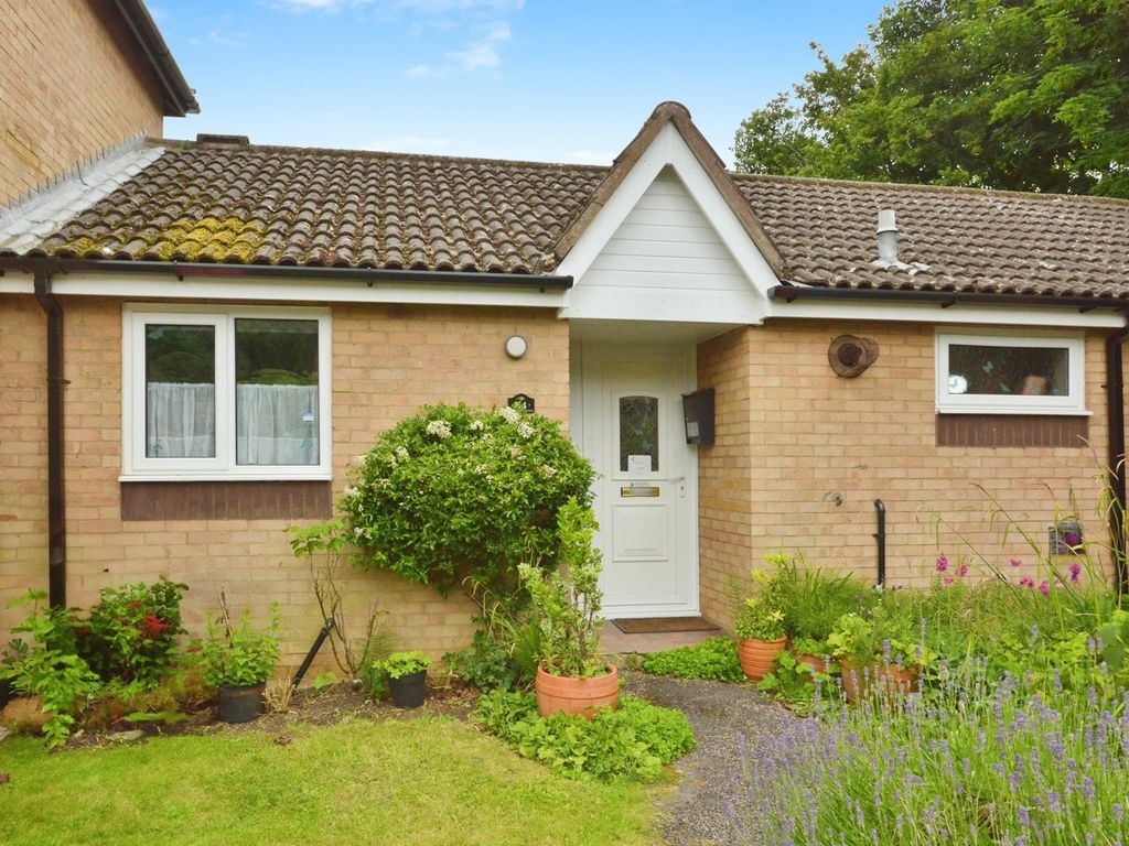 1 bed bungalow for sale in Martingale Place, Downs Barn, Milton Keynes