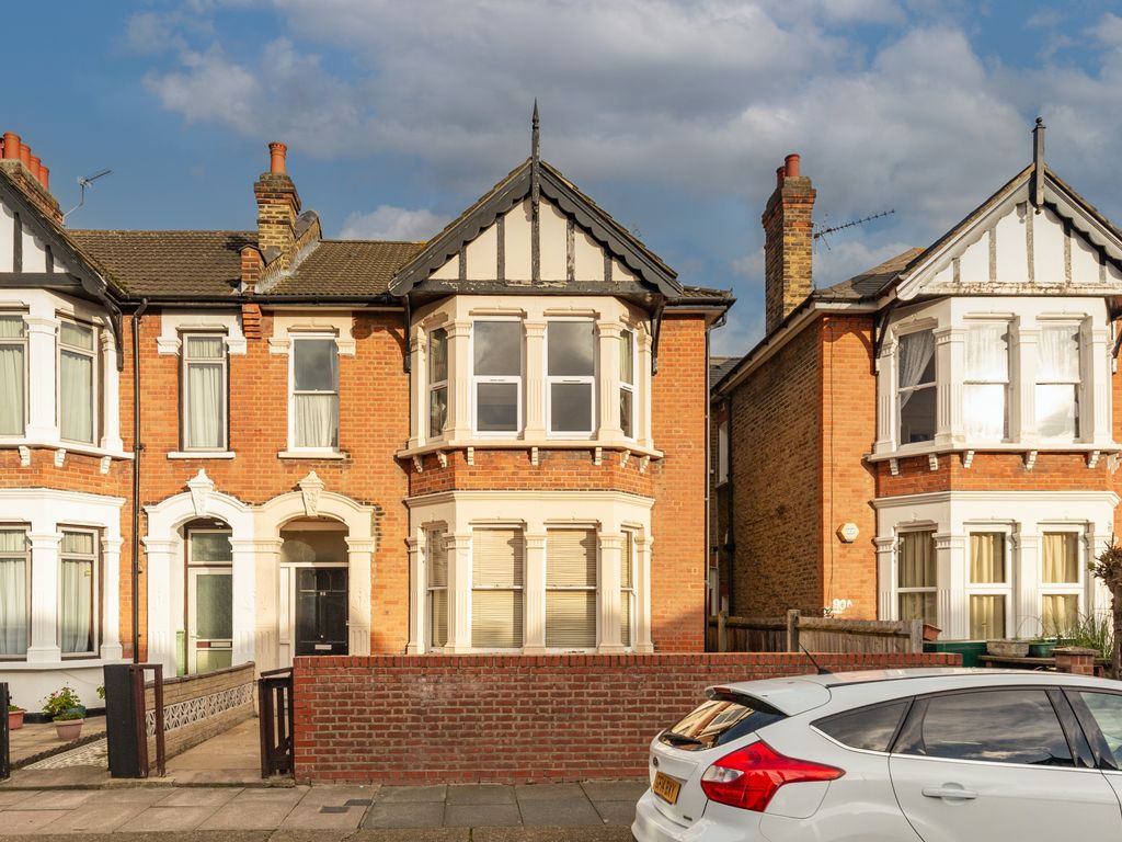 2 bed flat for sale in Wanstead Park Avenue, London E12, £340,000 Zoopla