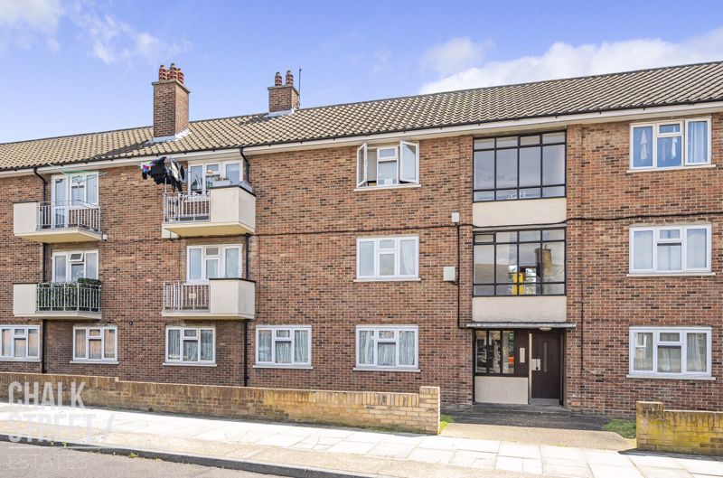 2 bed flat for sale in Bell Avenue, Harold Hill RM3, £220,000 Zoopla
