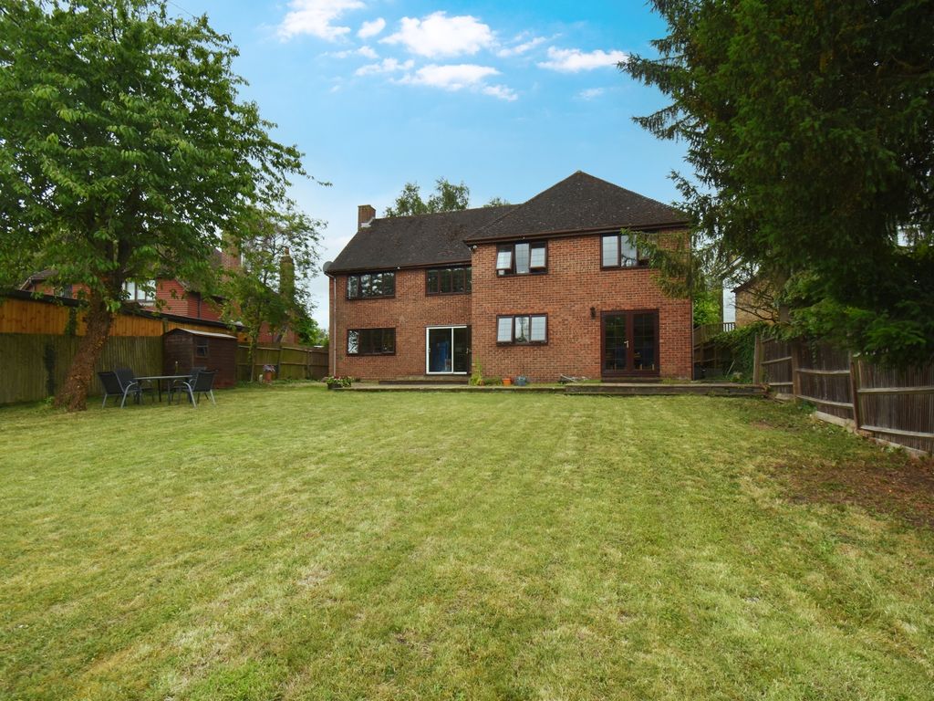 6 bed detached house for sale in Swanley Village Road, Swanley BR8, £