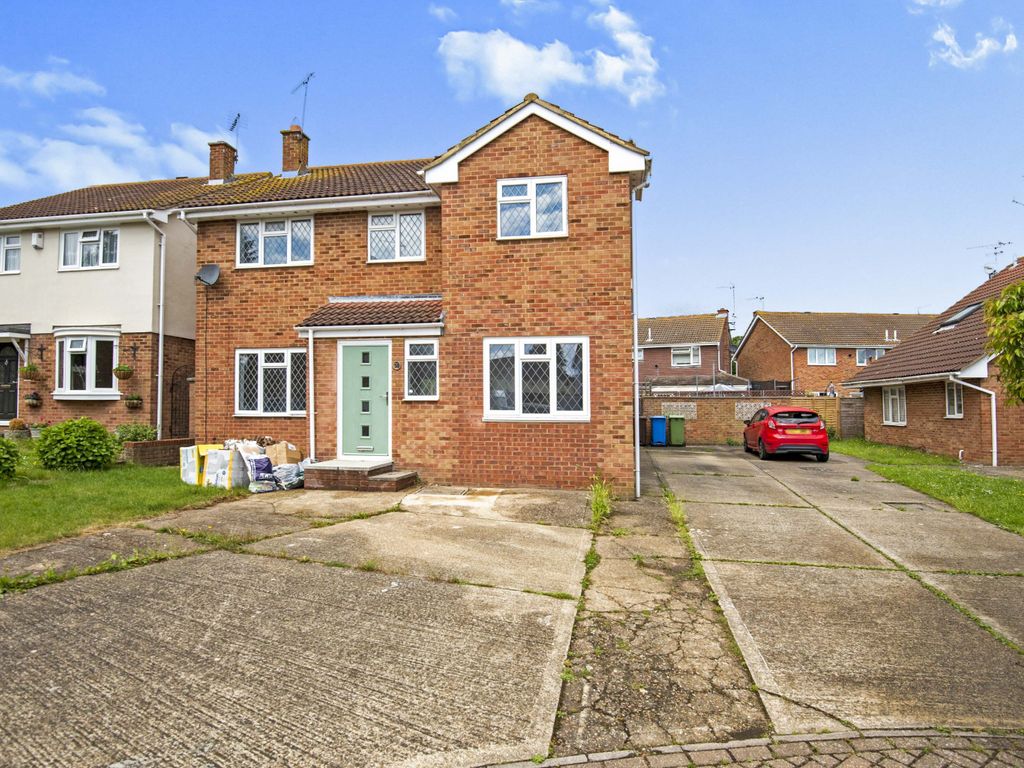 5 bed detached house for sale in Volante Drive, Sittingbourne ME10 Zoopla