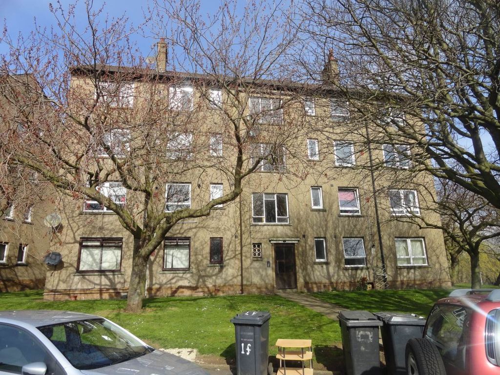 2 bed flat to rent in Colinton Place, Dundee DD2, £695 pcm Zoopla
