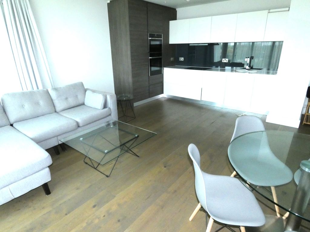 2 bed flat to rent in Cottam House, Kidbrooke Park Road, London SE3