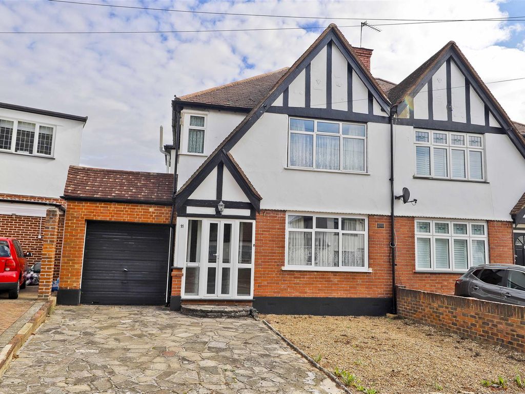 3 bed semidetached house for sale in Beechwood Avenue, Ruislip HA4