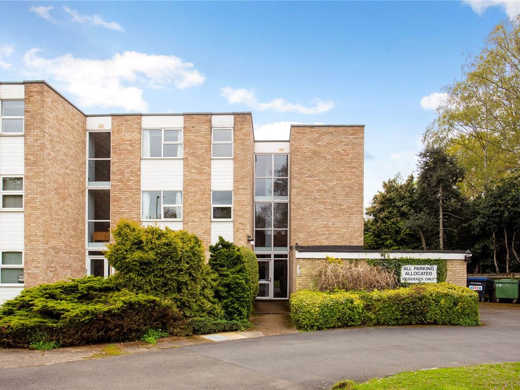 1 bed flat for sale in Queens Road, Weybridge, Surrey KT13 Zoopla