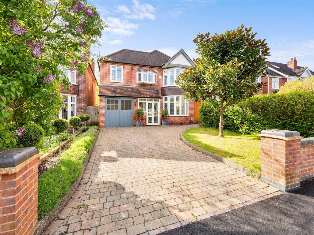 4 bed detached house for sale in Westbourne Road, Solihull B92, £