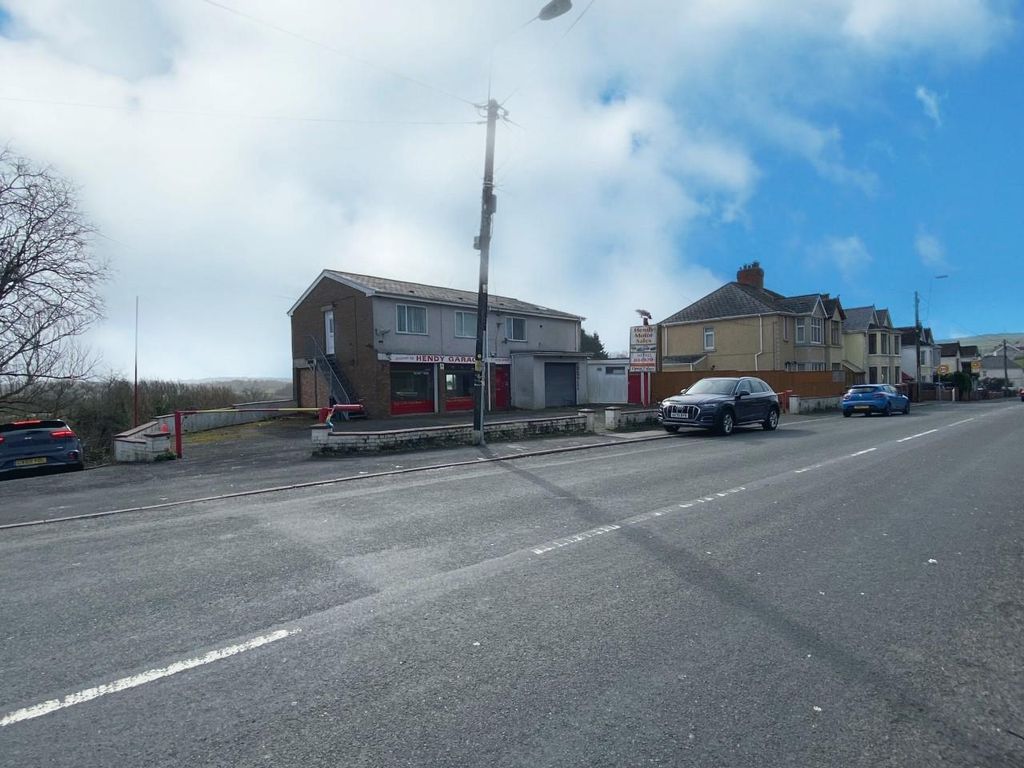 Commercial property for sale in Iscoed Road, Hendy, Swansea SA4 Zoopla