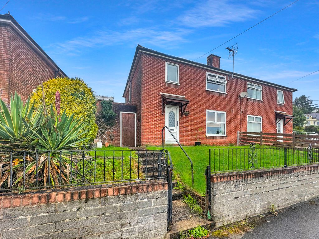 3 bed semidetached house for sale in Heol Celyn, Hengoed CF82, £