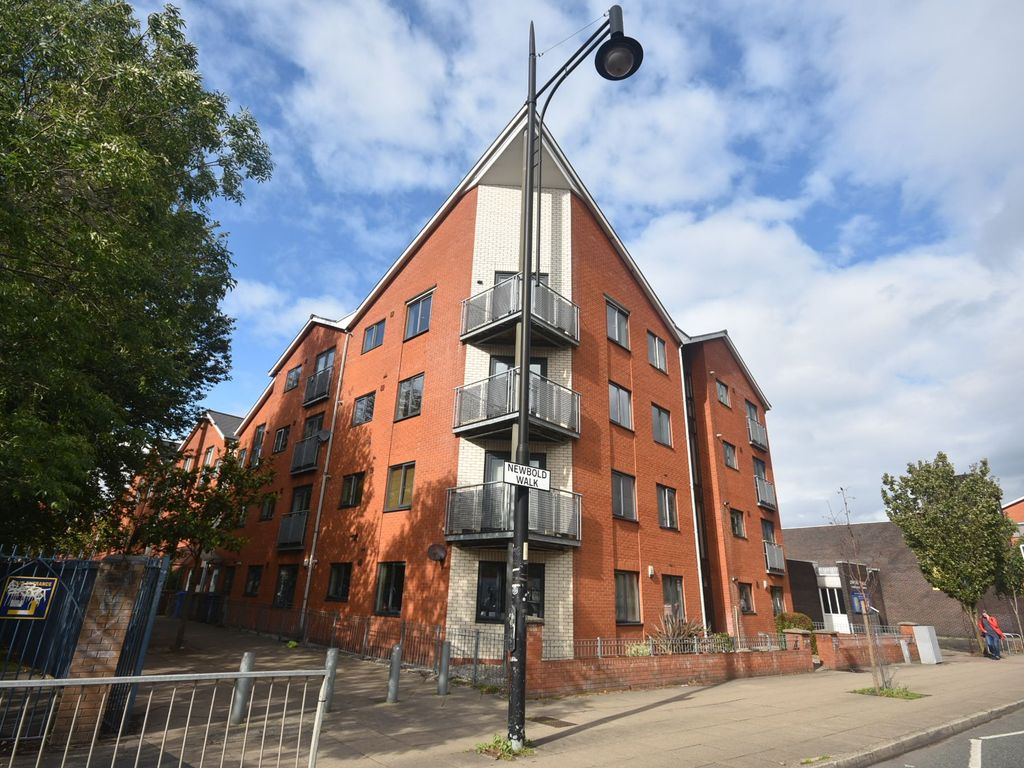 2 bed flat to rent in Stretford Road, Hulme, Manchester M15 Zoopla