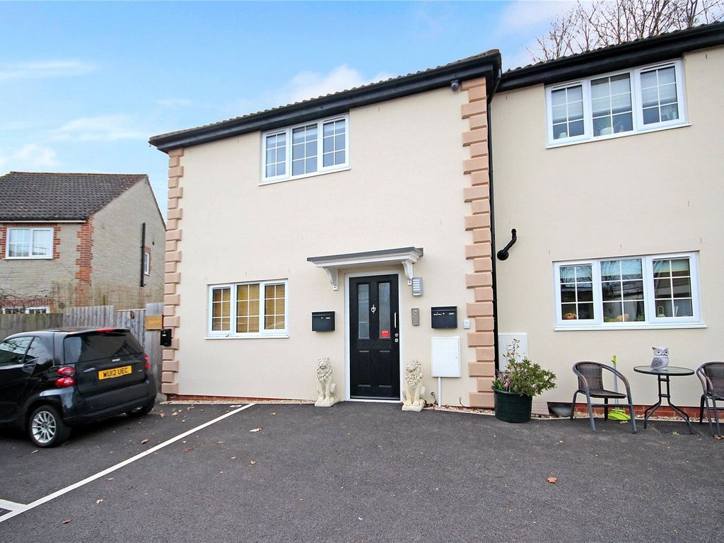 1 bed flat to rent in Calne Road, Lyneham, Wiltshire SN15 Zoopla