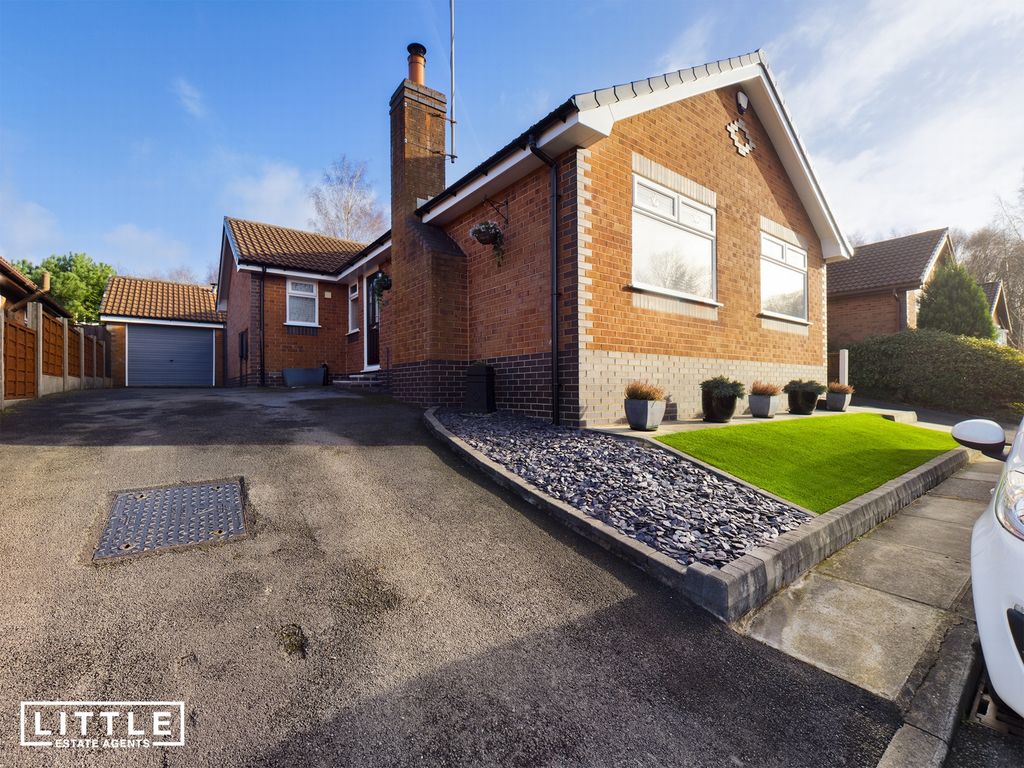 3 bed bungalow for sale in Applecorn Close, Sutton Leach WA9 Zoopla