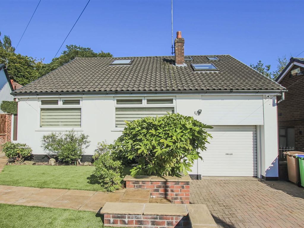 5 bed detached bungalow for sale in Links View, Rochdale OL11, £450,000