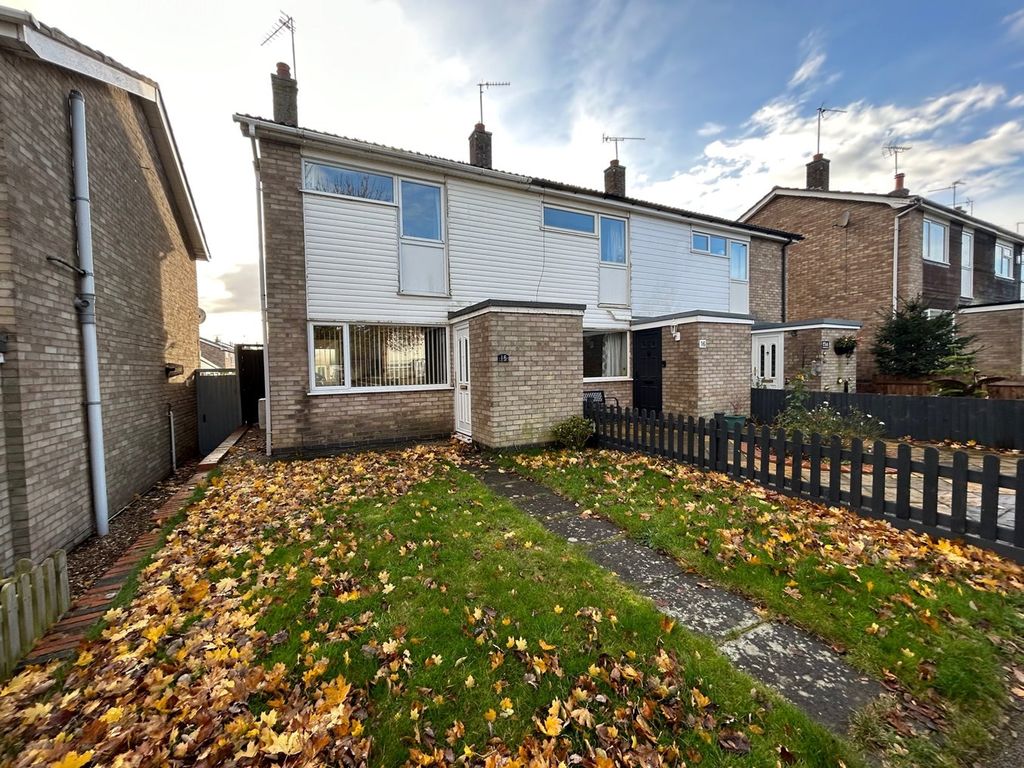 2 bed end terrace house for sale in Parkfield Road, Ryhall, Stamford