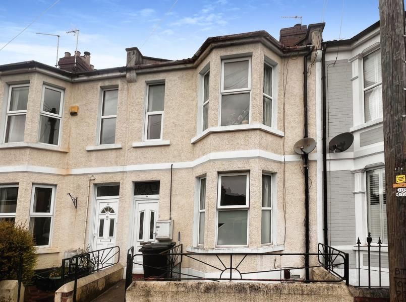 2 bed flat to rent in Luckwell Road, Bedminster, Bristol BS3 Zoopla