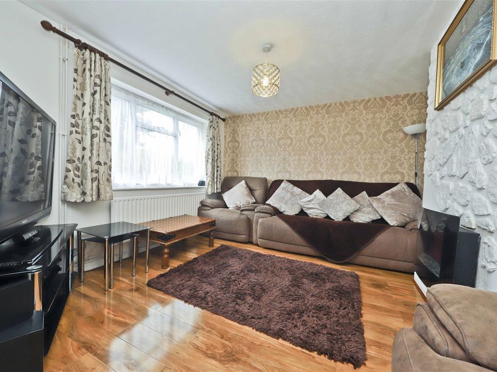 Laurel Lane, West Drayton UB7  
