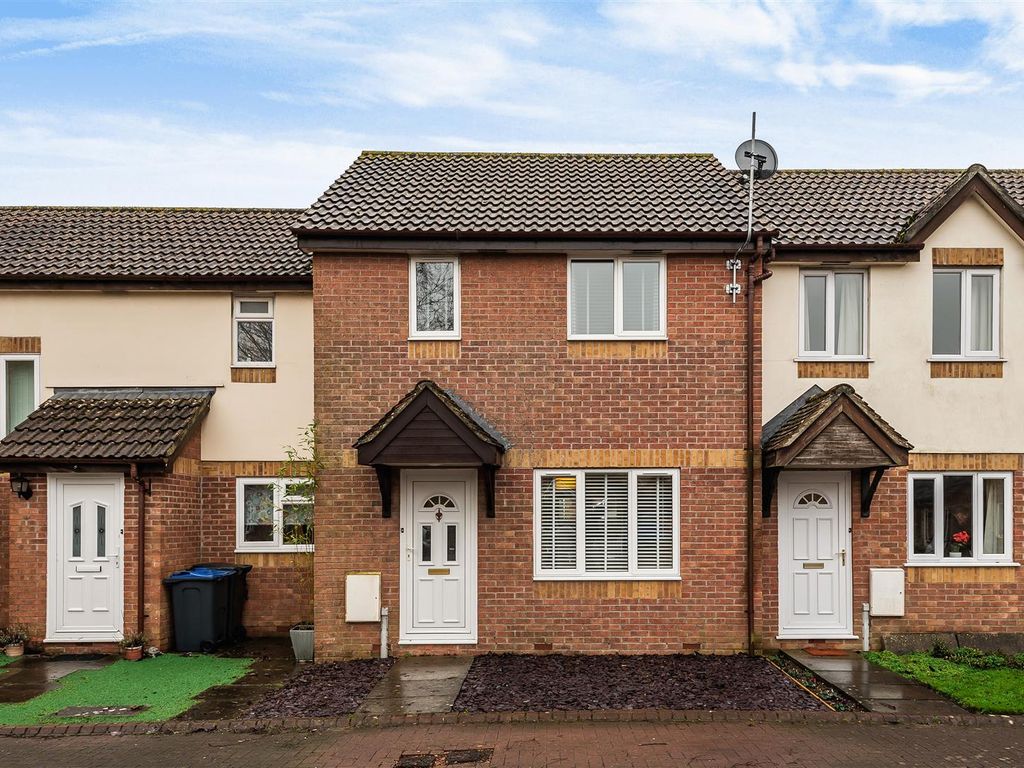 2 bed terraced house for sale in Stokes Close, Devizes SN10 Zoopla