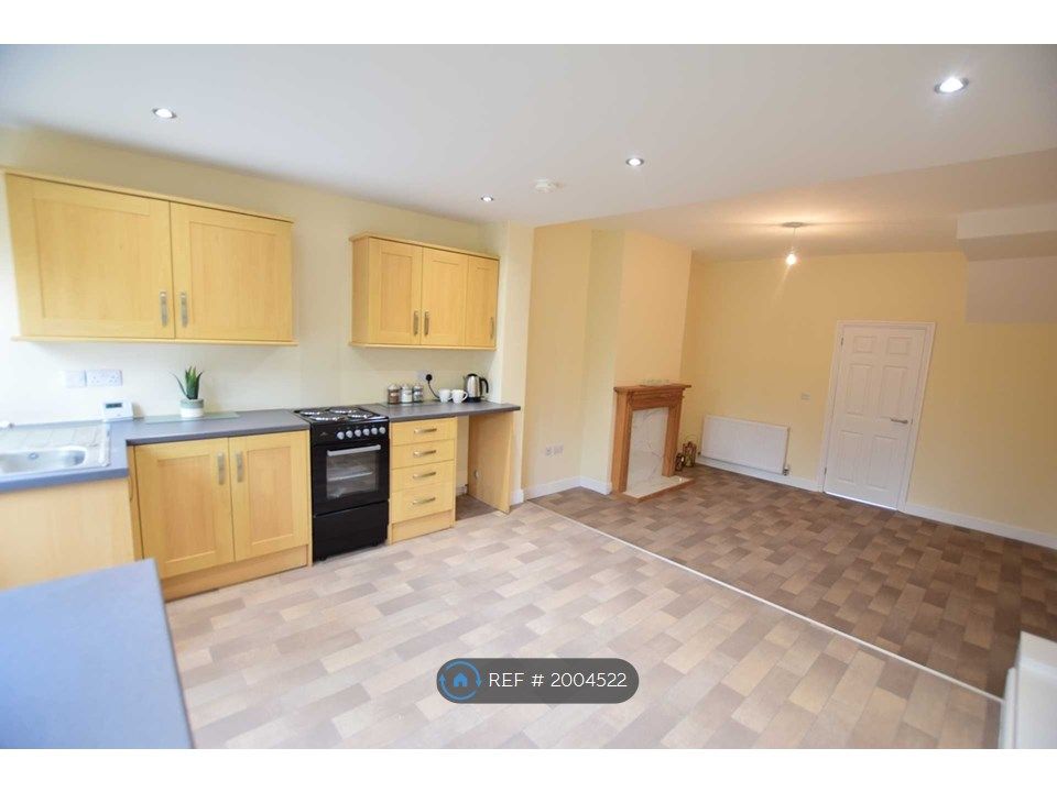 2 bed terraced house to rent in Marsden Street, Kirkham, Preston PR4, £