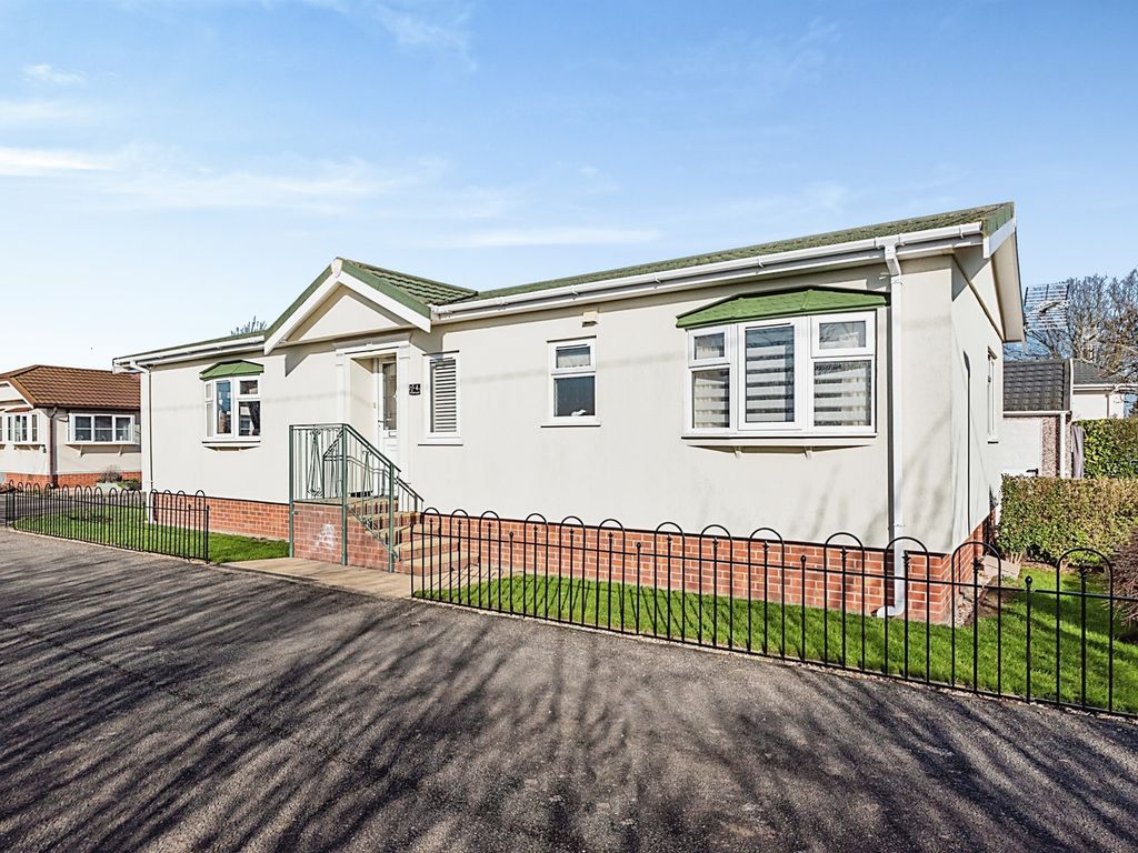 2 bed mobile/park home for sale in Allington Gardens, Allington, Grantham NG32 Zoopla
