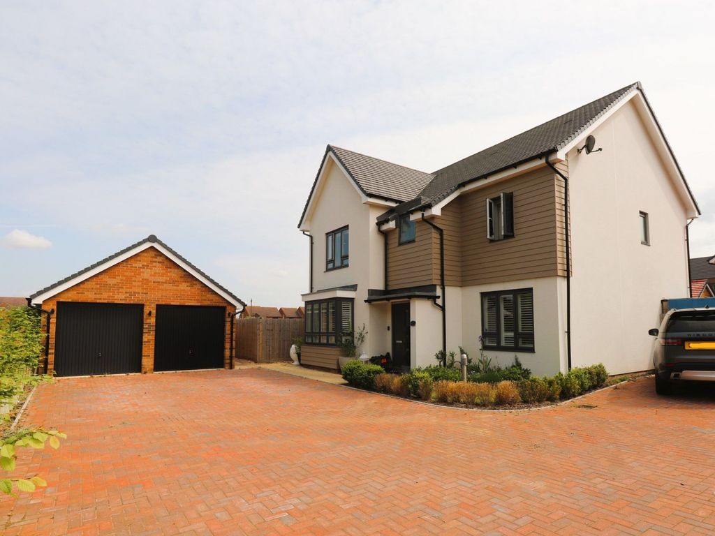 5 bed detached house for sale in Moore Gardens, Wootton, Bedford MK43 Zoopla