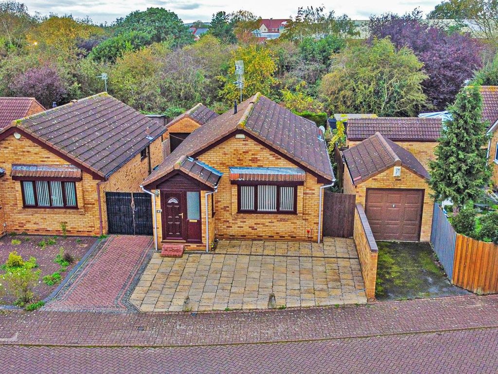 2 bed detached bungalow for sale in Collington Way, West Bridgford