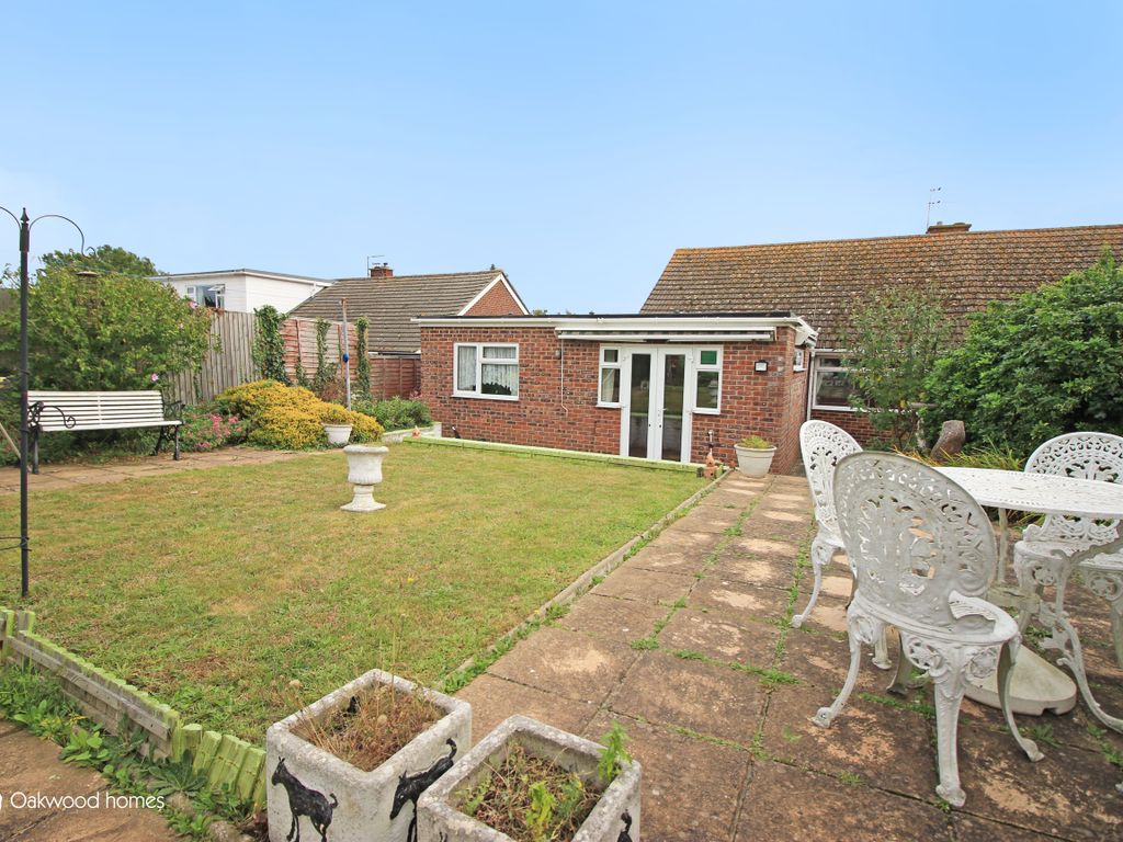 3 bed semidetached bungalow for sale in Langdale Avenue, Ramsgate CT11