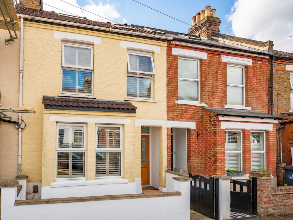 3 bed terraced house for sale in Framfield Road, London W7 Zoopla