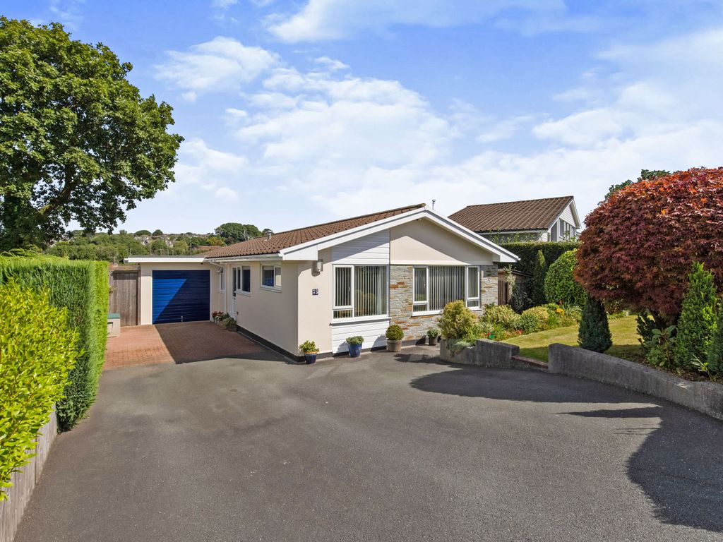 3 bed bungalow for sale in Athelstan Park, Bodmin PL31 Zoopla