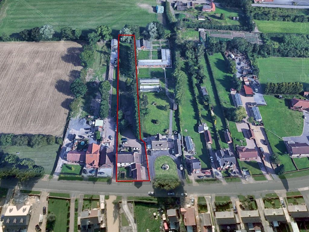 5 bed detached house for sale in Hall Villa Lane, Toll Bar, Doncaster