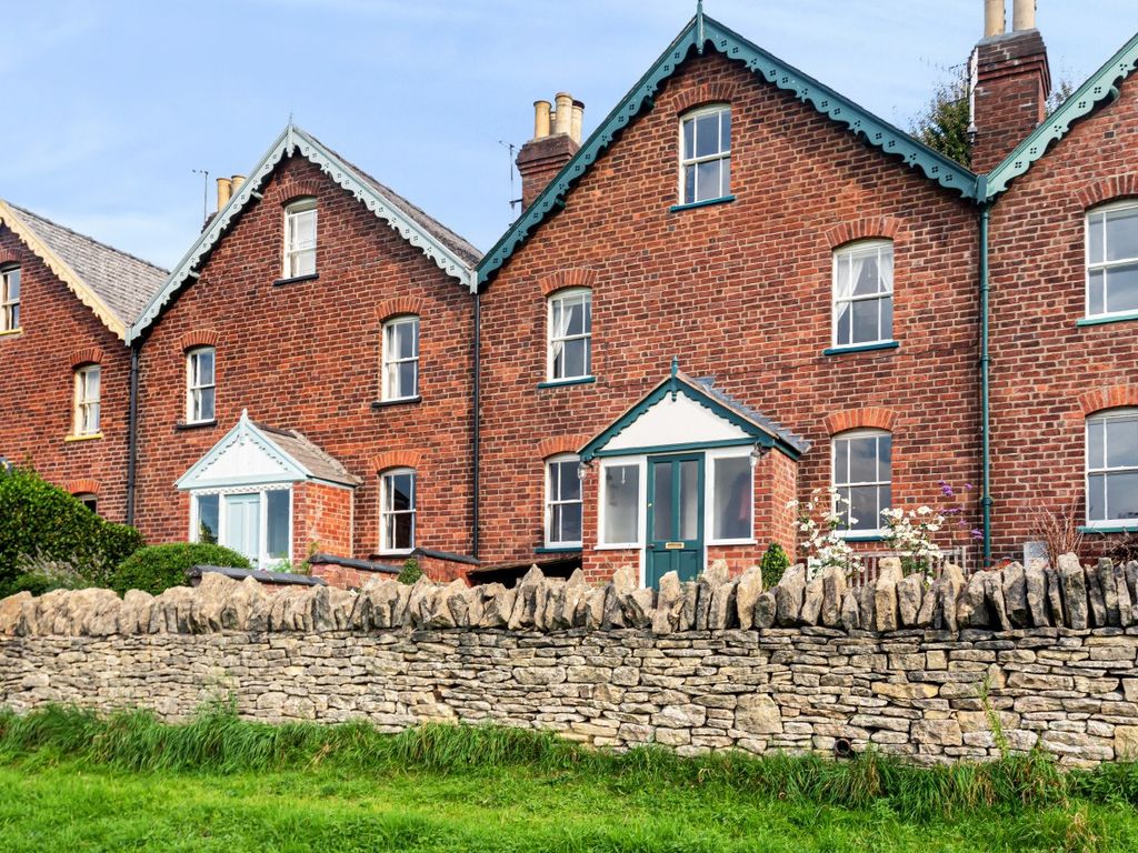 4 bed terraced house for sale in Western Terrace, Stroud
