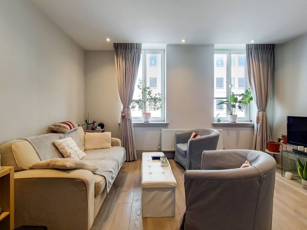 1 bed flat to rent in Fulham Road, Fulham Broadway, London SW6 Zoopla